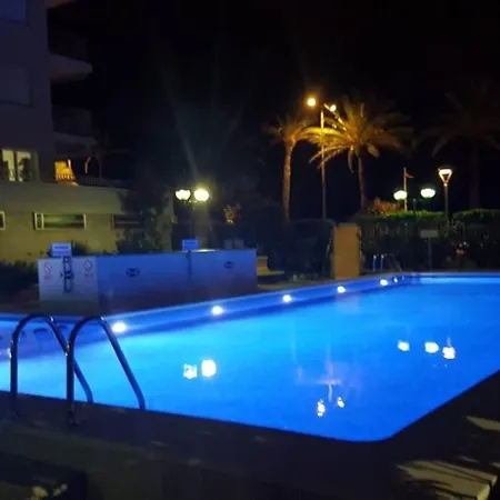 Apartment Primera Linea De Mar, 6o Piso Amplio Y Piscina Comunitaria *
